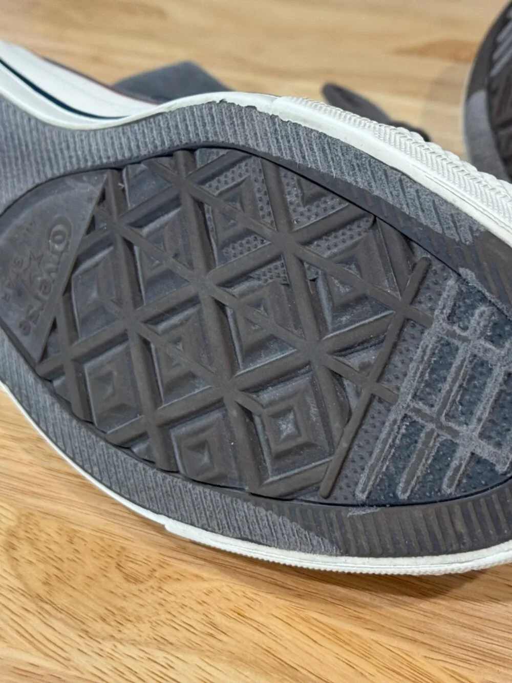 Converse Chuck Taylor All Star Washed Canvas Hi-Tops in Charcoal - Picture 5 of 9